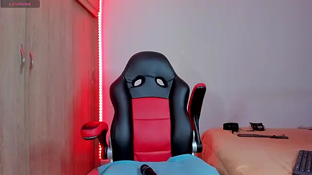 Snapshot of barbiee_ebony chatting on 17, 4, 2026 barbiee ebony online show from 17, 4, 2026