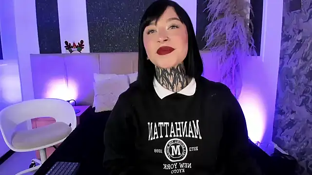 Scolw online show from 4, 12, 2025