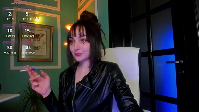 1Munique online show from 5, 12, 2025