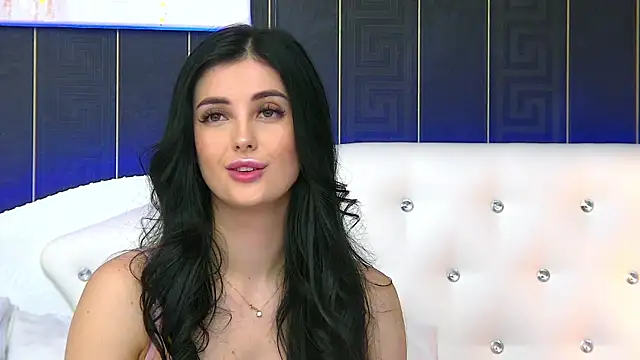 Snapshot of SophiaVilner chatting on 22, 1, 2025 SophiaVilner online show from 22, 1, 2025