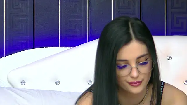 Snapshot of SophiaVilner chatting on 24, 1, 2025 SophiaVilner online show from 24, 1, 2025