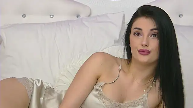 Snapshot of SophiaVilner chatting on 16, 3, 2025 SophiaVilner online show from 16, 3, 2025