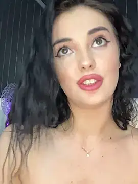 Snapshot of SophiaVilner chatting on 19, 3, 2025 SophiaVilner online show from 19, 3, 2025