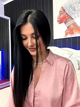 Snapshot of SophiaVilner chatting on 17, 9, 2025 SophiaVilner online show from 17, 9, 2025