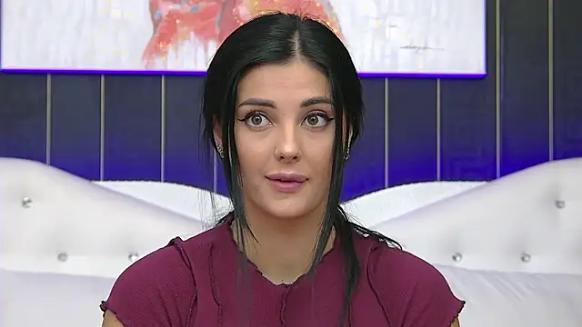 Snapshot of SophiaVilner chatting on 28, 9, 2025 SophiaVilner online show from 28, 9, 2025