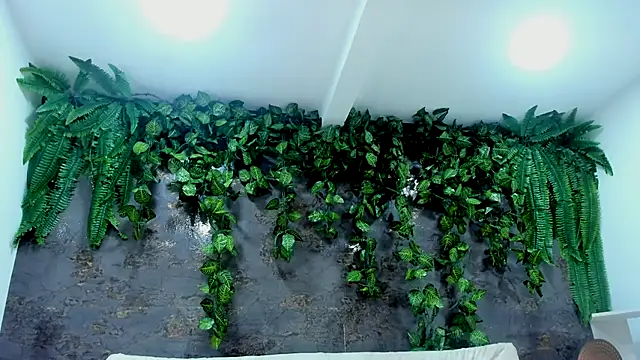 Snapshot of alice_greco chatting on 24, 11, 2025 alice greco online show from 24, 11, 2025