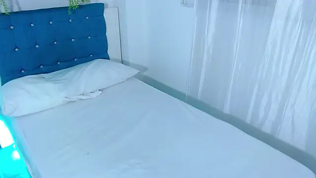 rachel moon  online show from 20, 12, 2024