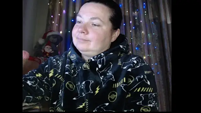 amorelara online show from 15, 12, 2025