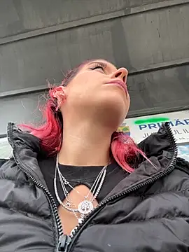 RiriRoseey online show from 24, 10, 2025