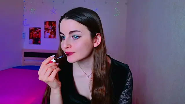 Snapshot of Miss_Arwen chatting on 10, 12, 2024 Miss Arwen online show from 10, 12, 2024