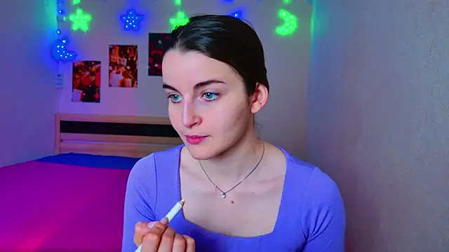 Snapshot of Miss_Arwen chatting on 11, 12, 2024 Miss Arwen online show from 11, 12, 2024