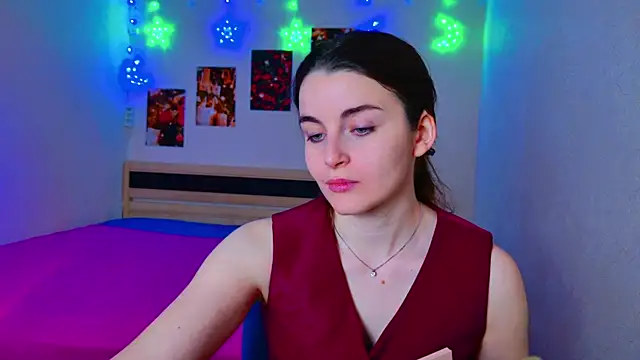 Snapshot of Miss_Arwen chatting on 12, 12, 2024 Miss Arwen online show from 12, 12, 2024