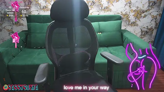 Snapshot of sassysonia chatting on 6, 3, 2025 sassysonia online show from 6, 3, 2025