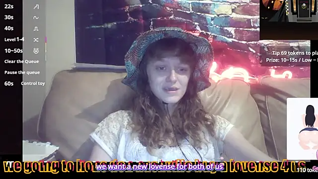 Snapshot of AriellaTaylor chatting on 11, 9, 2025 AriellaTaylor online show from 11, 9, 2025