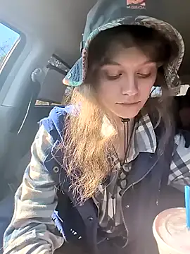 Snapshot of AriellaTaylor chatting on 12, 10, 2025 AriellaTaylor online show from 12, 10, 2025