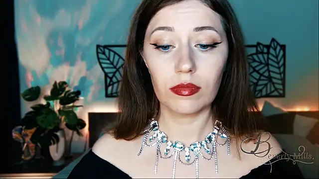 MissBeverlyMills online show from 11, 1, 2025