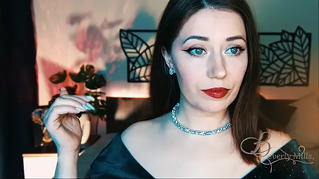 MissBeverlyMills online show from 22, 2, 2025