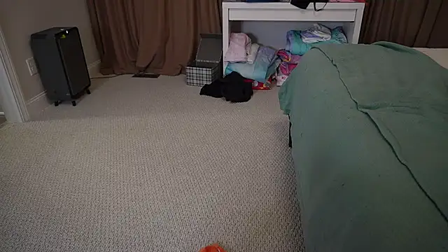 MaggieMayI89 online show from 19, 4, 2026