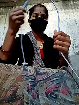 Snapshot of Anushka_Ji chatting on 3, 2, 2025 Anushka Ji online show from 3, 2, 2025