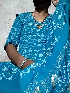 Snapshot of Anushka_Ji chatting on 10, 9, 2025 Anushka Ji online show from 10, 9, 2025