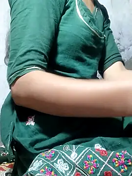 Snapshot of Anushka_Ji chatting on 8, 3, 2026 Anushka Ji online show from 8, 3, 2026
