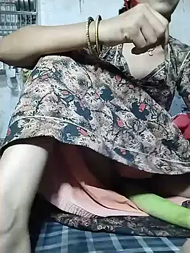 Snapshot of Anushka_Ji chatting on 17, 5, 2026 Anushka Ji online show from 17, 5, 2026