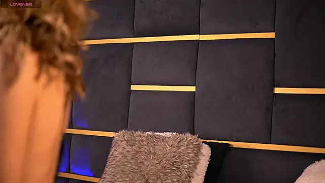 CynthiaWest online show from 13, 2, 2025