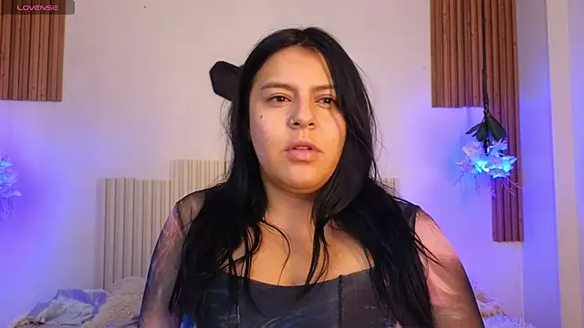 Snapshot of _poison_sweet chatting on 22, 4, 2026 poison sweet online show from 22, 4, 2026