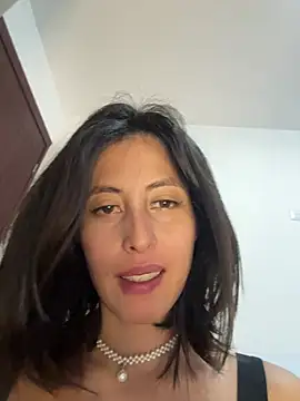 Snapshot of Anahi_cake chatting on 28, 4, 2026 Anahi cake online show from 28, 4, 2026