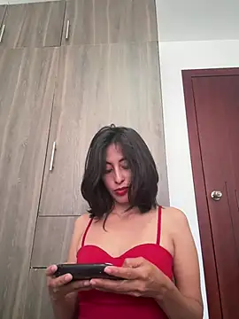 Snapshot of Anahi_cake chatting on 29, 4, 2026 Anahi cake online show from 29, 4, 2026