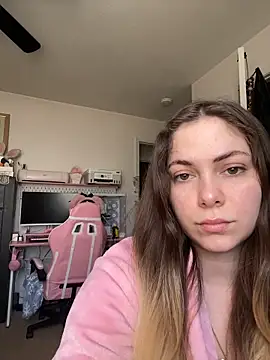 Snapshot of lolypopbubble chatting on 18, 3, 2026 lolypopbubble online show from 18, 3, 2026