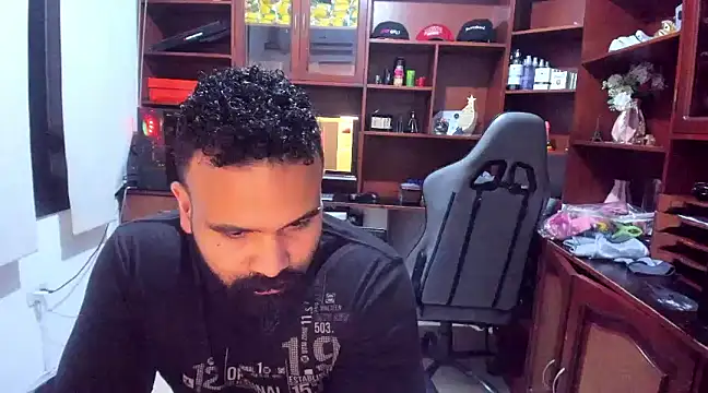 Snapshot of Drako_Argentii chatting on 12, 12, 2024 Drako Argentii online show from 12, 12, 2024