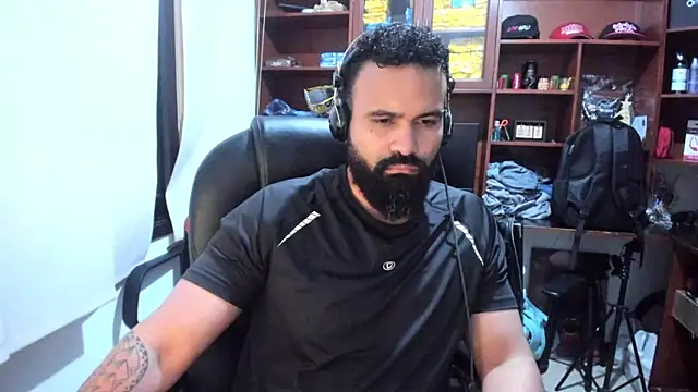 Snapshot of Drako_Argentii chatting on 22, 2, 2025 Drako Argentii online show from 22, 2, 2025