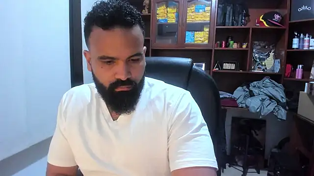 Snapshot of Drako_Argentii chatting on 4, 3, 2025 Drako Argentii online show from 4, 3, 2025