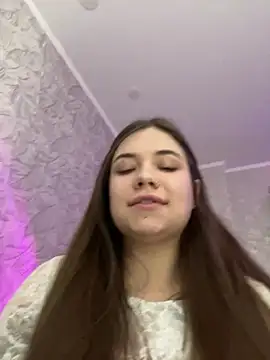 Snapshot of Vikki_toriya chatting on 25, 12, 2024 Vikki toriya online show from 25, 12, 2024