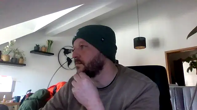 Snapshot of BennyLommy chatting on 13, 3, 2026 BennyLommy online show from 13, 3, 2026