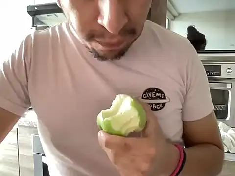 littlelatinhunter online show from 6, 1, 2026