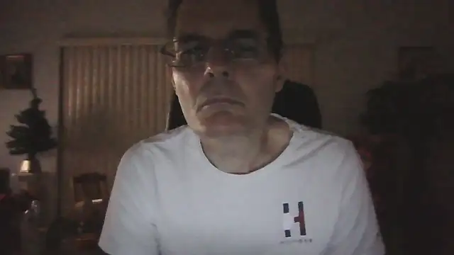 Snapshot of Copfiremen4566 chatting on 2, 12, 2025 Copfiremen4566 online show from 2, 12, 2025