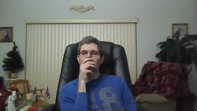 Snapshot of Copfiremen4566 chatting on 16, 12, 2025 Copfiremen4566 online show from 16, 12, 2025