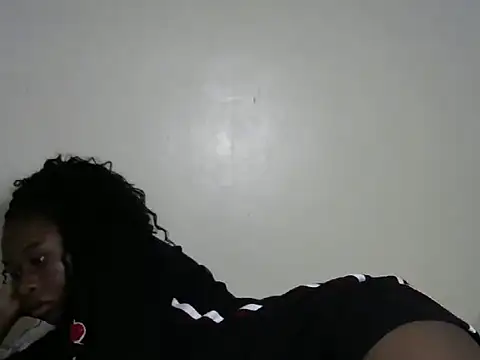 Novah  online show from 16, 10, 2025