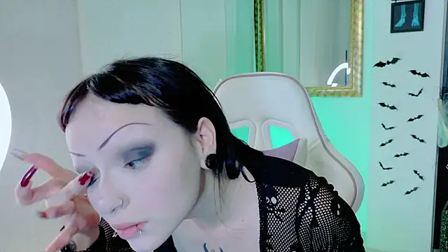 Snapshot of Madison_Jackson chatting on 12, 4, 2026 Madison Jackson online show from 12, 4, 2026