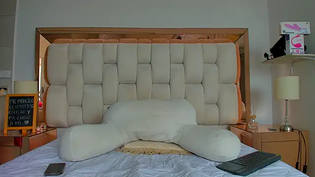 emilyparkerr01 online show from 22, 2, 2025