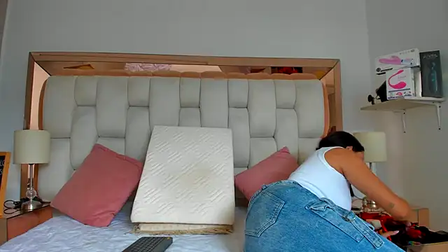 emilyparkerr01 online show from 5, 11, 2025