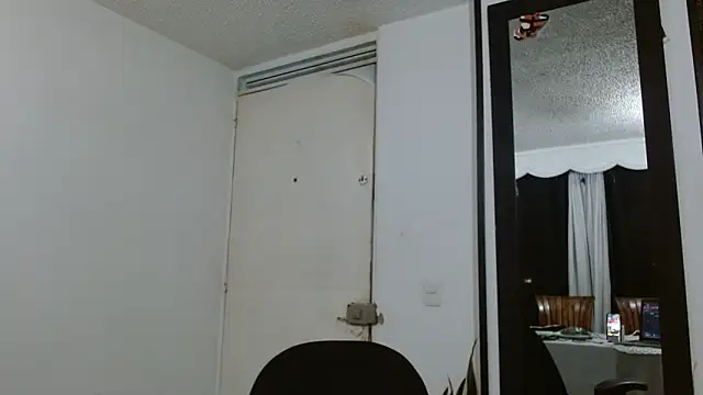  princess queen online show from 4, 3, 2026