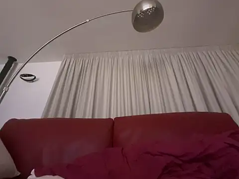 IL GINECOLOGO  online show from 9, 12, 2024