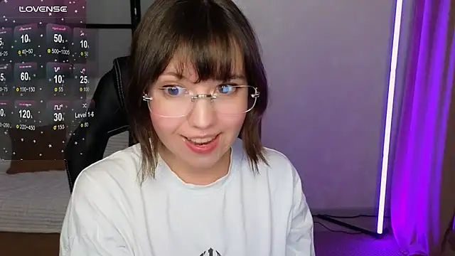 Snapshot of Lina_Brownie chatting on 27, 11, 2025 Lina Brownie online show from 27, 11, 2025