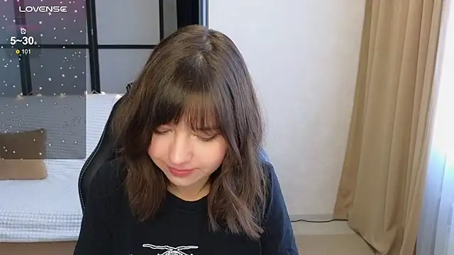 Snapshot of Lina_Brownie chatting on 28, 11, 2025 Lina Brownie online show from 28, 11, 2025