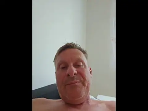 Snapshot of johnnym1 chatting on 3, 6, 2026 johnnym1 online show from 3, 6, 2026