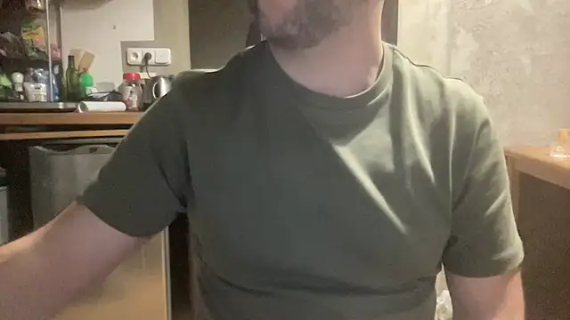 Snapshot of RedDante89 chatting on 22, 3, 2026 RedDante89 online show from 22, 3, 2026