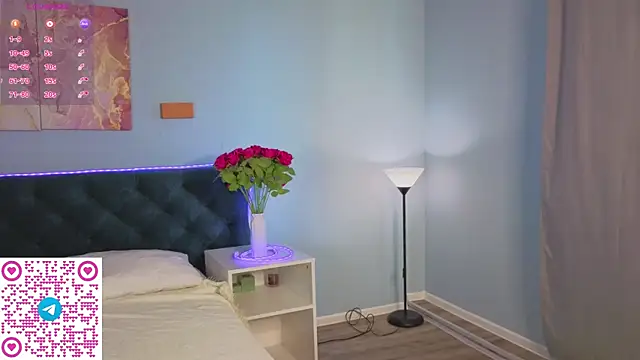 Snapshot of Kelly_Hardy chatting on 22, 4, 2026 Kelly Hardy online show from 22, 4, 2026